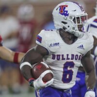 Louisiana Tech WR runs with football