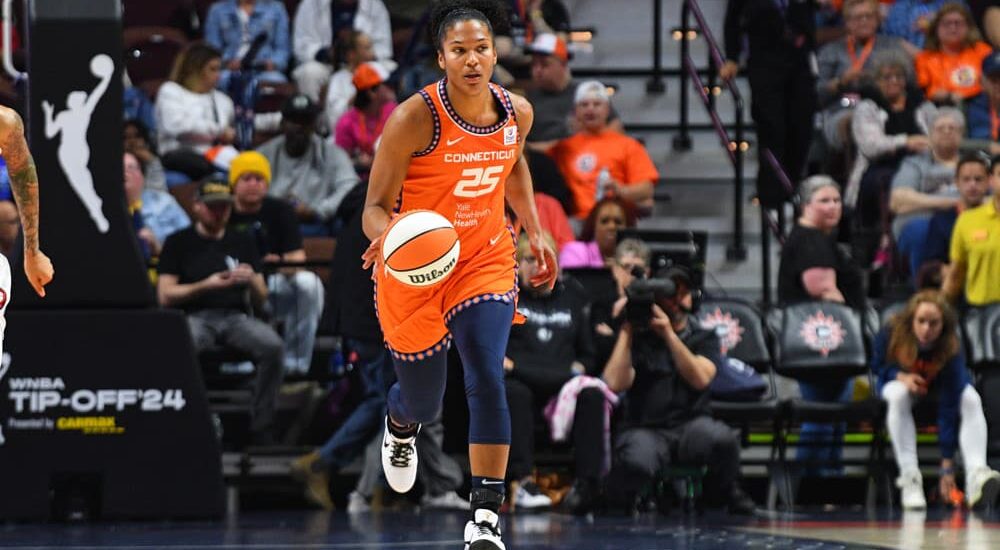 Alyssa Thomas attempts to hit WNBA Player Props